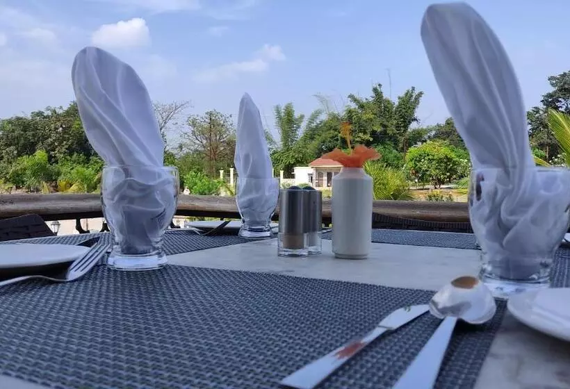 Justa Rudra Resort & Spa, Kolad