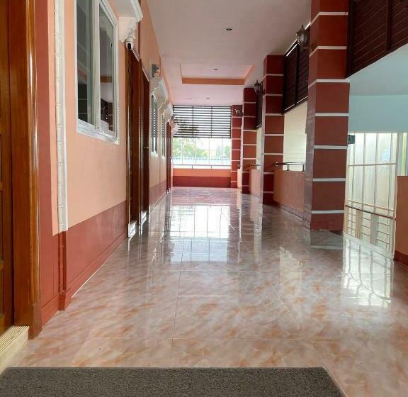 Отель Janchay House