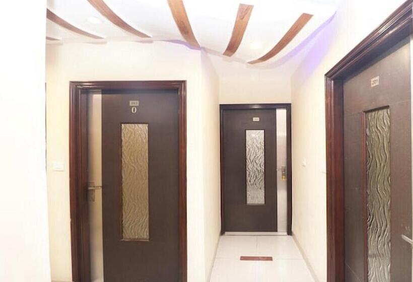 هتل Pop 83911  Staywell