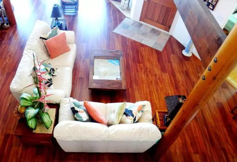 Majatalo Guest House In Hilo