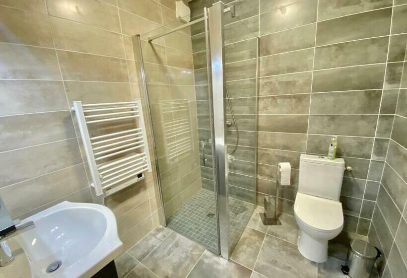 Bed and Breakfast L Antre Des Bastides