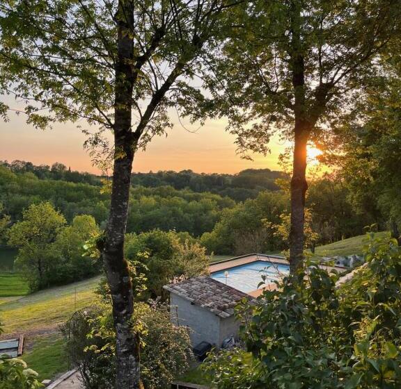 Bed and Breakfast L Antre Des Bastides