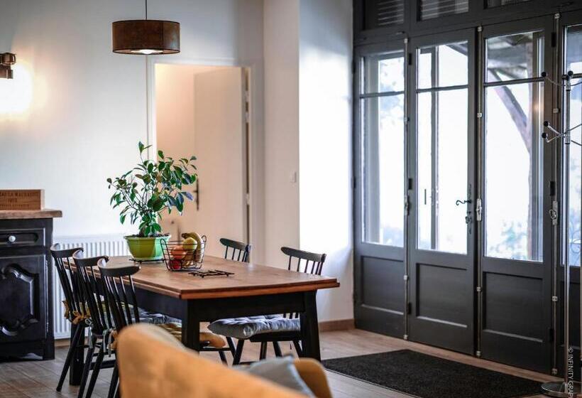 Bed and Breakfast L Antre Des Bastides