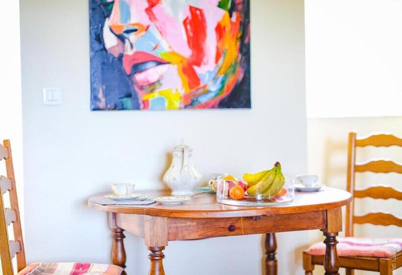 Bed and Breakfast L Antre Des Bastides