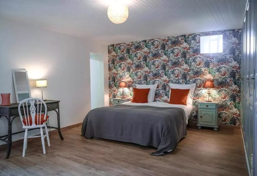 ベッドアンドブレックファースト L Antre Des Bastides