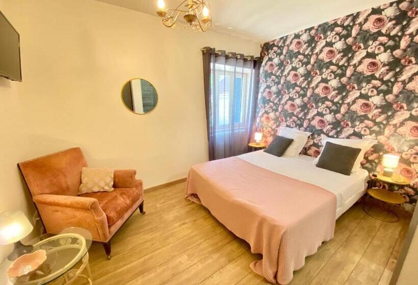 Bed and Breakfast L Antre Des Bastides