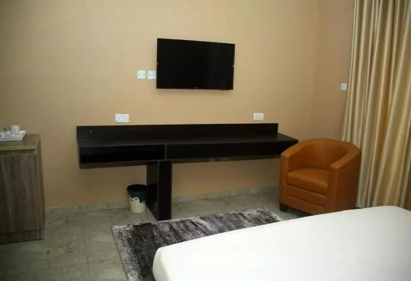 Hotel Capitol