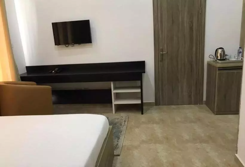 Hotel Capitol