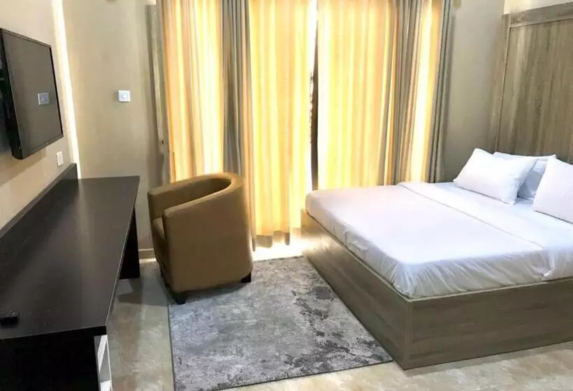Hotel Capitol