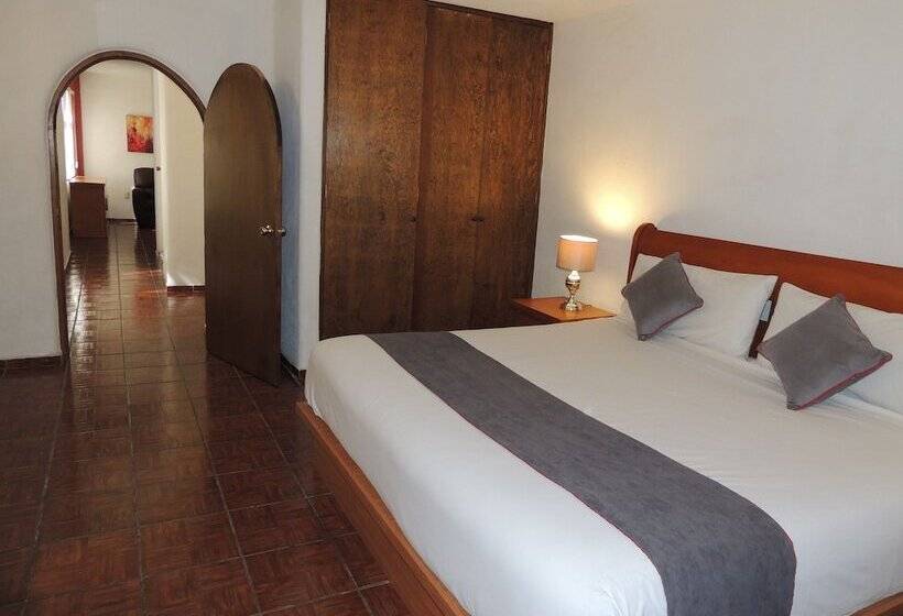هتل Casa Tequis San Luis Potosi