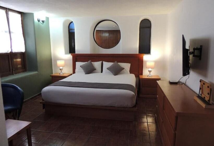 هتل Casa Tequis San Luis Potosi