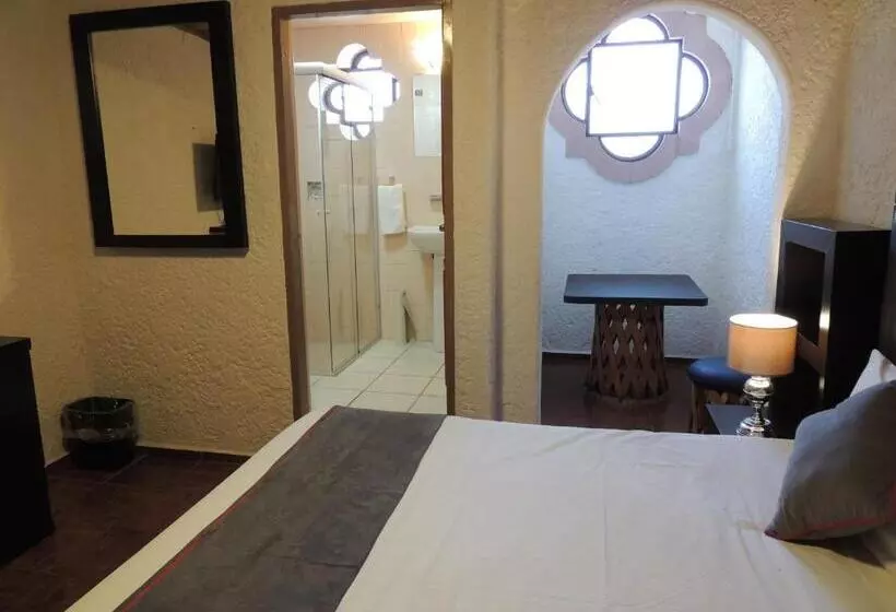 هتل Casa Tequis San Luis Potosi