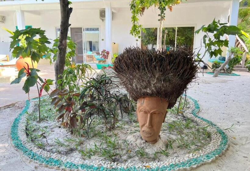 בית מלון כפרי Frangi Pwani