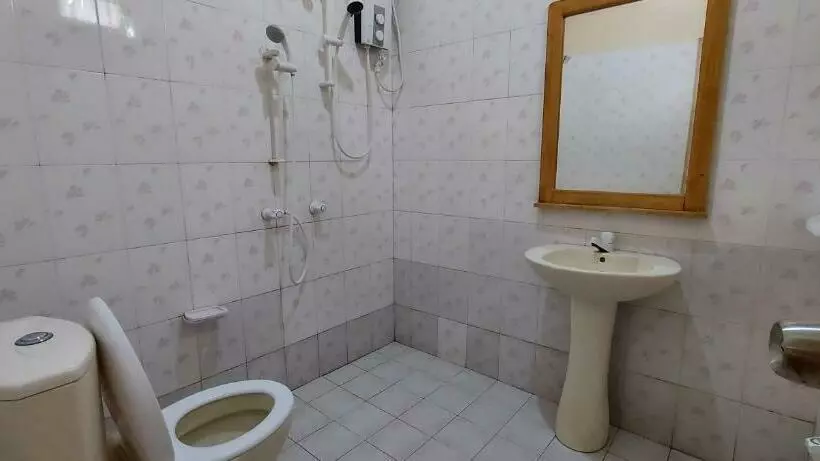 هتل Kuri Himandhoo Inn