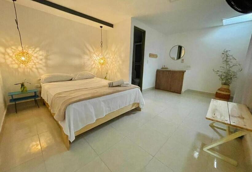 Hotel Neblina Calima