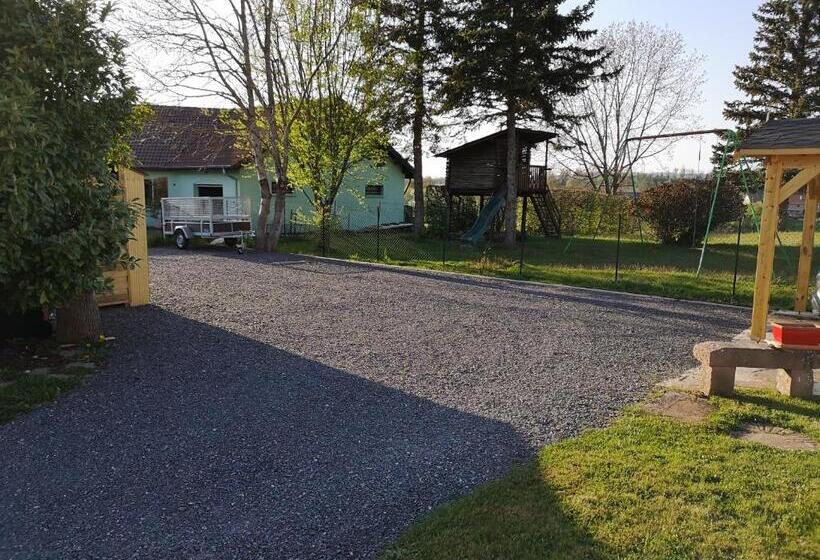 פנסיון Le Cedre Bleu