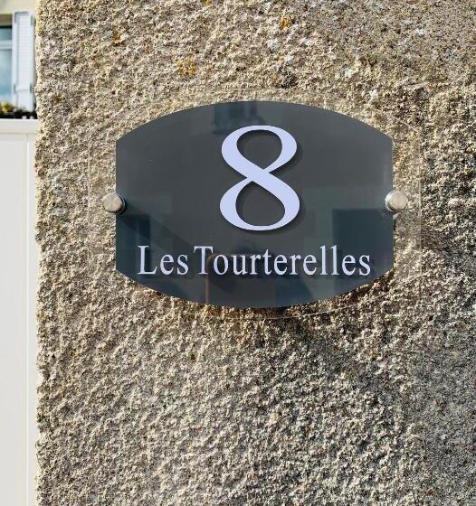 پانسیون Les Tourterelles