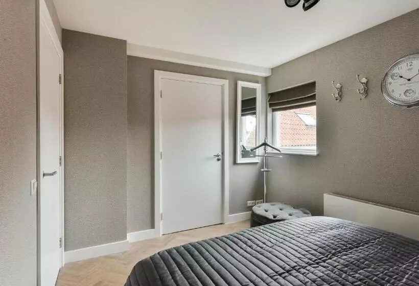 Retkeilymaja Boutique Hotel The Old Bridge, Volendam