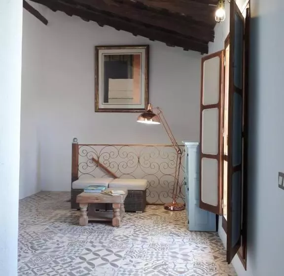 ベッドアンドブレックファースト Casa De Bello