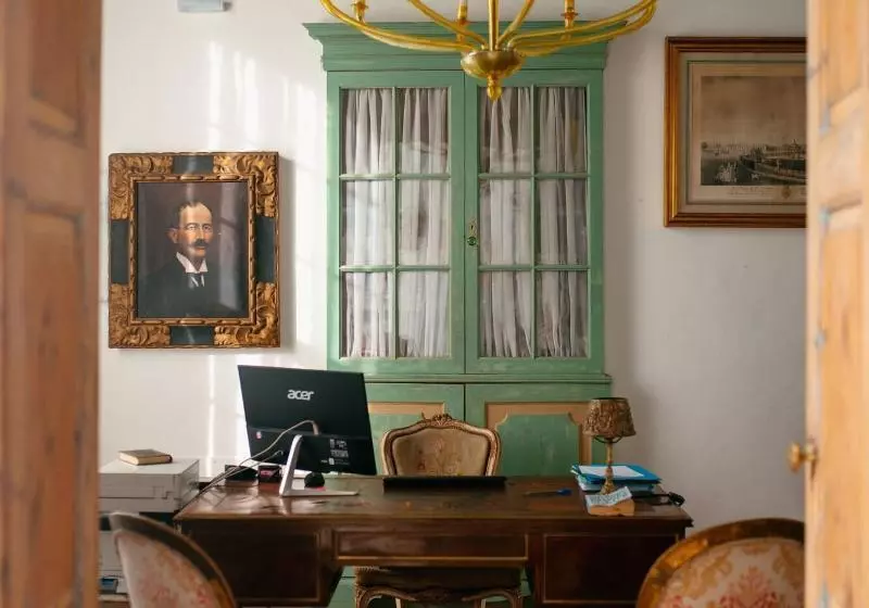 ホテル Emblemático La Casa De Los Naranjos