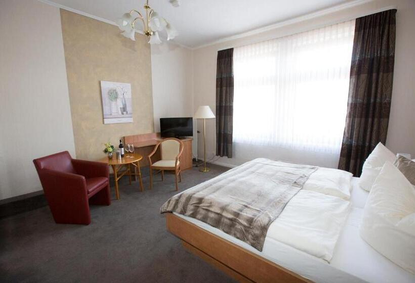 فندق Restaurant Wilhelmsbad