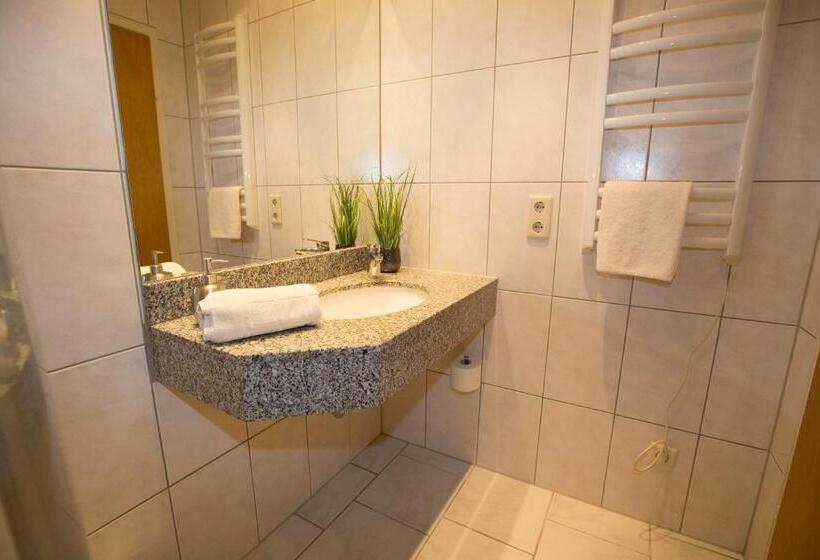 فندق Restaurant Wilhelmsbad