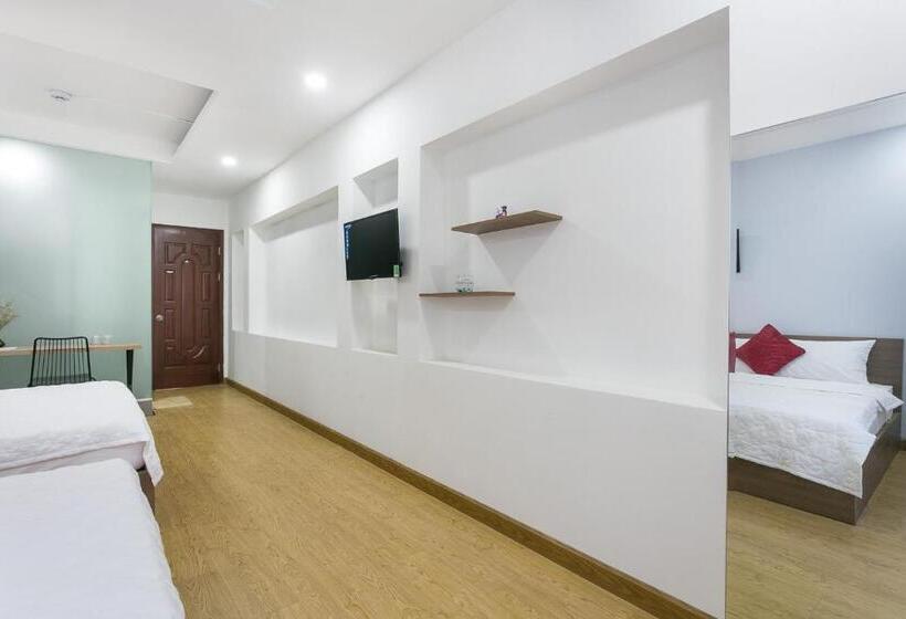 هتل Saigoncucu Near Bui Vien Town