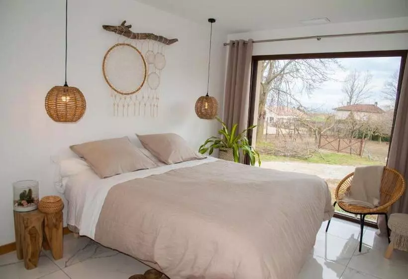 ペンション La Madeleine De Jaillans