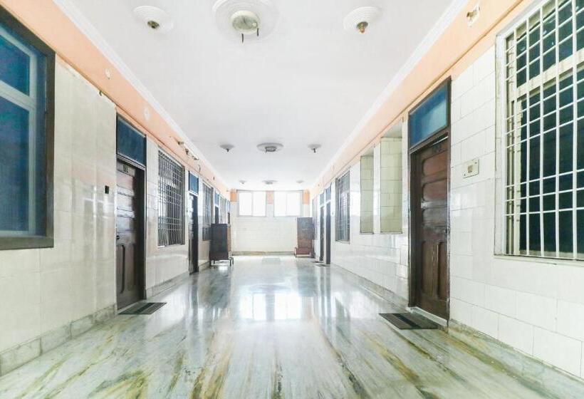 Spot On Hotel Anand Bhawan