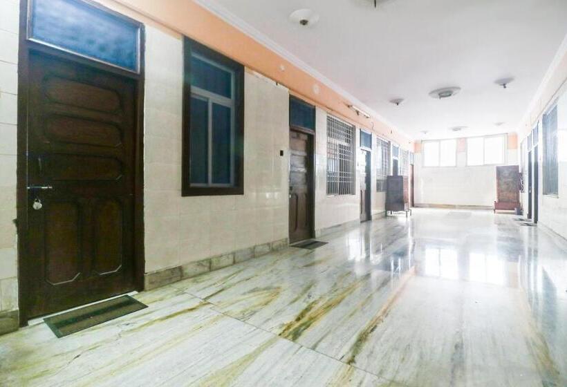 Spot On Hotel Anand Bhawan