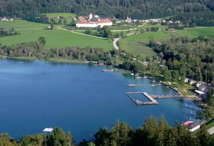 Aamiaismajoitus (B&B) Längseeleit N