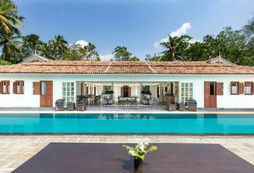 Nyne Hotels   Leela Walauwwa, Induruwa