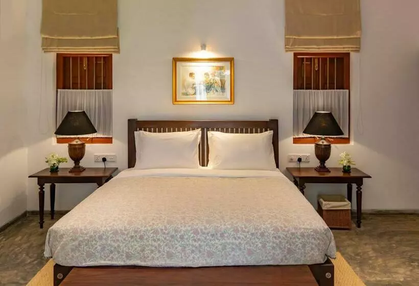 Nyne Hotels   Leela Walauwwa, Induruwa
