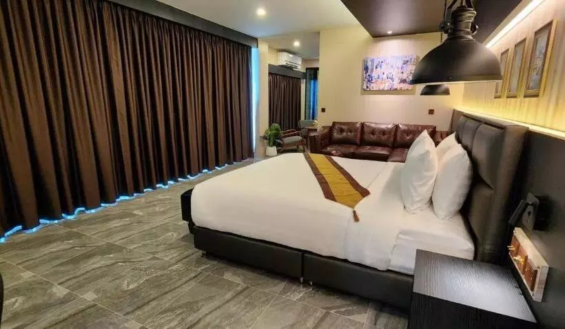 ホテル The Room Boutique