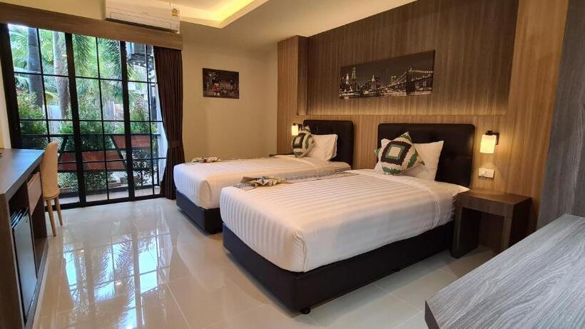 בית מלון כפרי The Room Boutique