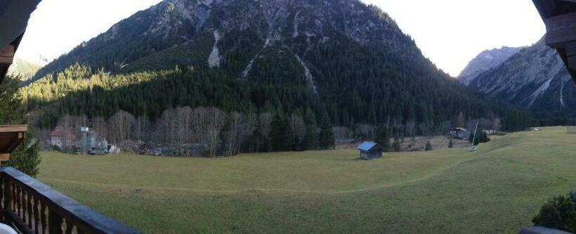 پانسیون Haus Guentli