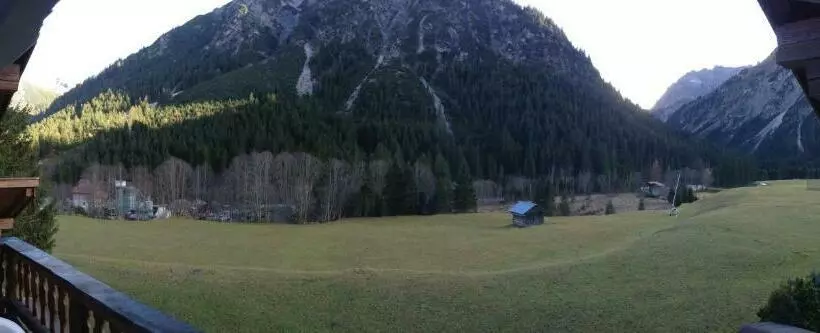 Majatalo Haus Guentli