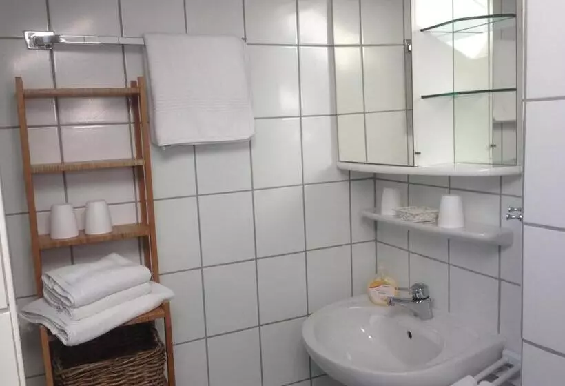 Majatalo Haus Guentli