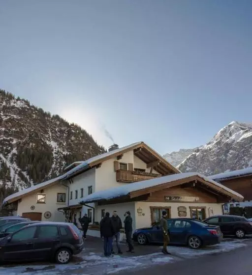 Majatalo Haus Guentli