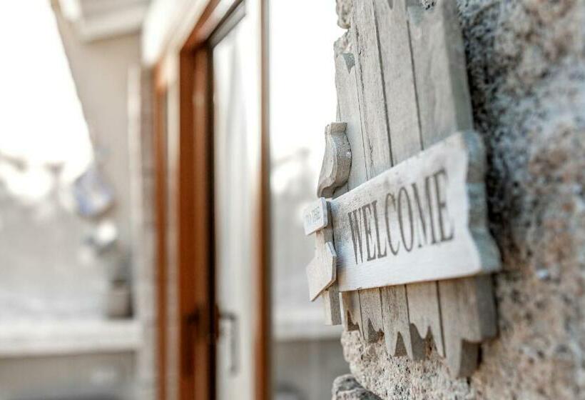 פנסיון Mimma Del Mar