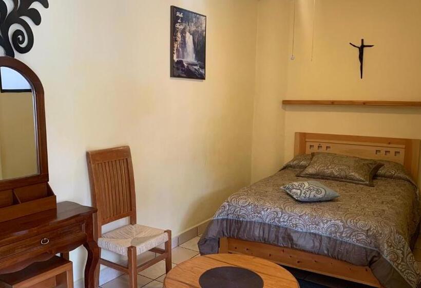 هاستل Posada El Campanario