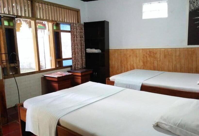 پانسیون Mini Tiga Homestay