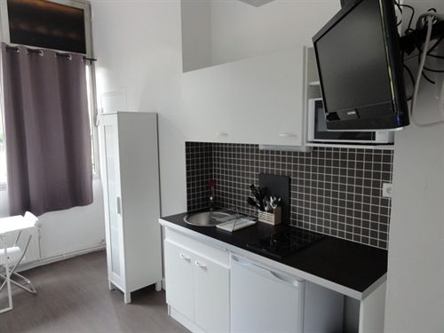 Appart'hôtel Studios Phenicio Porte de Versailles