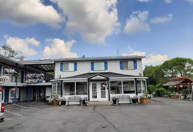 Blue Moon Motel