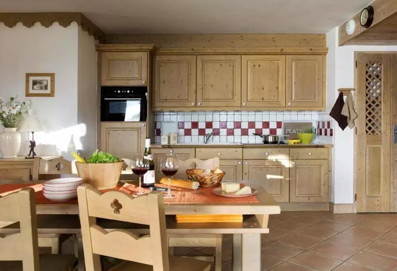 Cgh Résidences & Spas La Ferme Du Val Claret