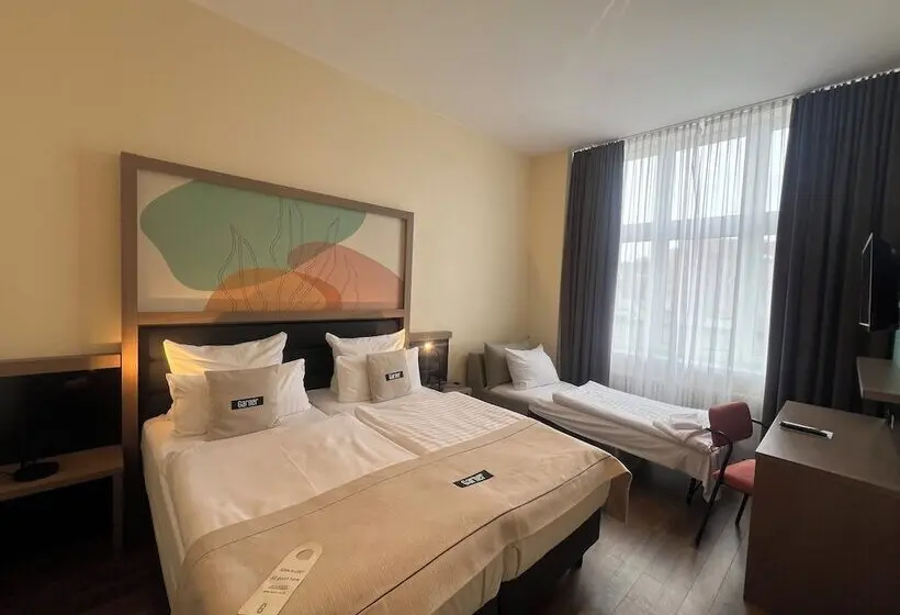 Garner Hotel Berlin - Charlottenburg, an IHG Hotel