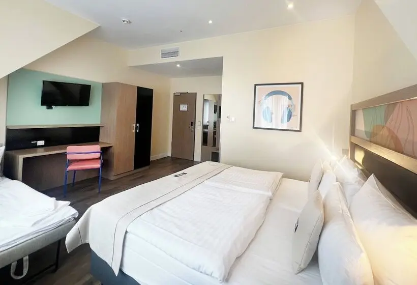 Garner Hotel Berlin - Charlottenburg, an IHG Hotel