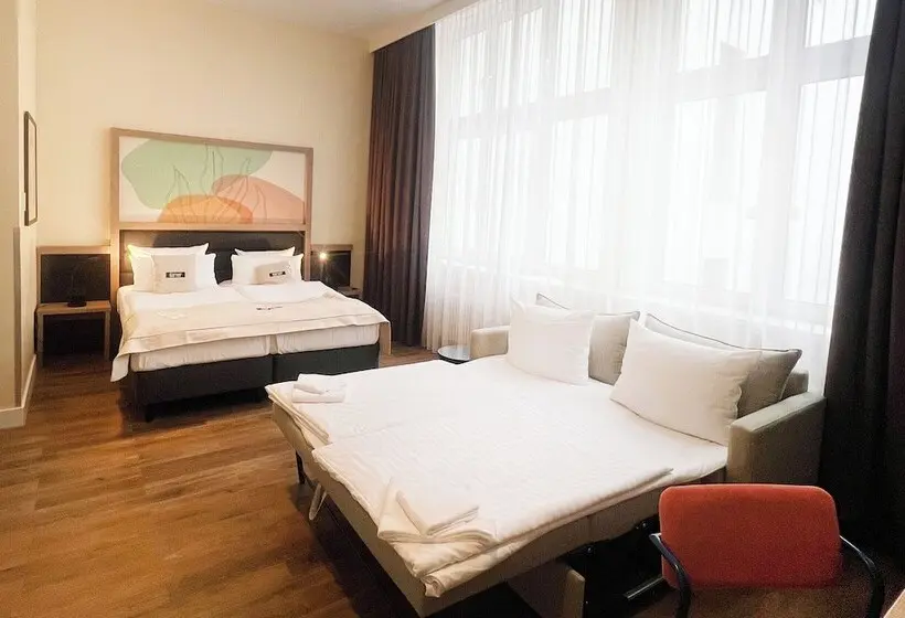 Garner Hotel Berlin - Charlottenburg, an IHG Hotel