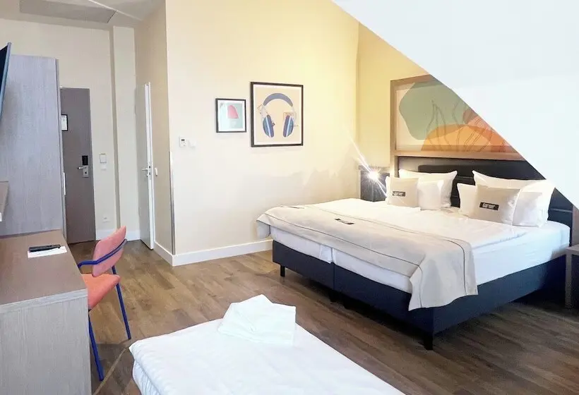 Garner Hotel Berlin - Charlottenburg, an IHG Hotel