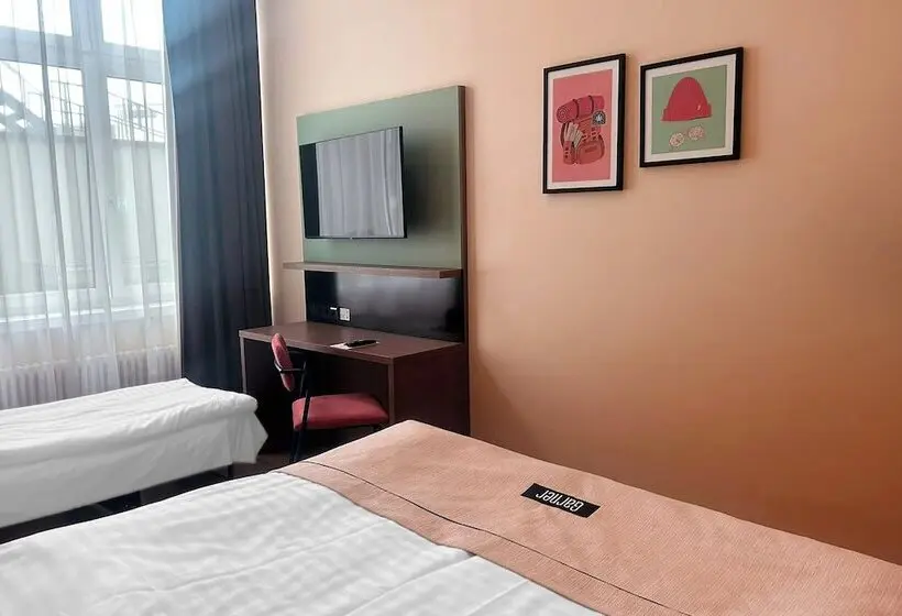 Garner Hotel Berlin - Charlottenburg, an IHG Hotel